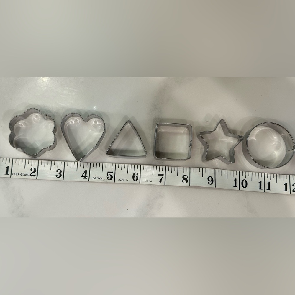 Metal Cookie Cutter Set different shapes